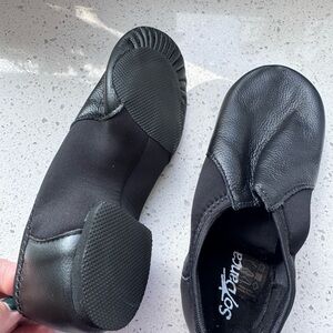 SoDanca Black Jazz Shoes